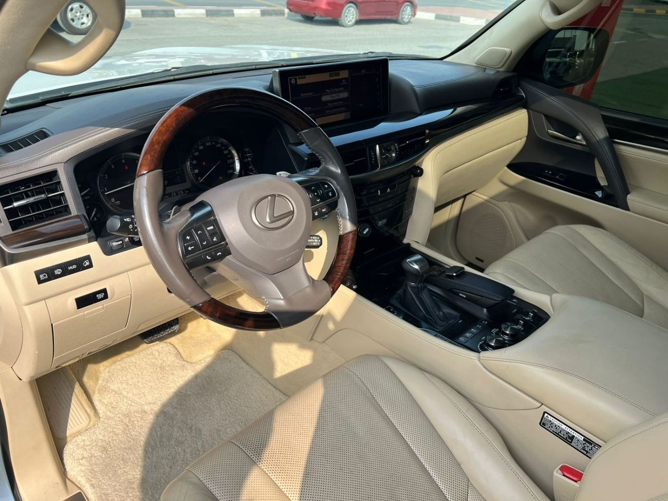 لكزس LX 570 Platinum 5.7L