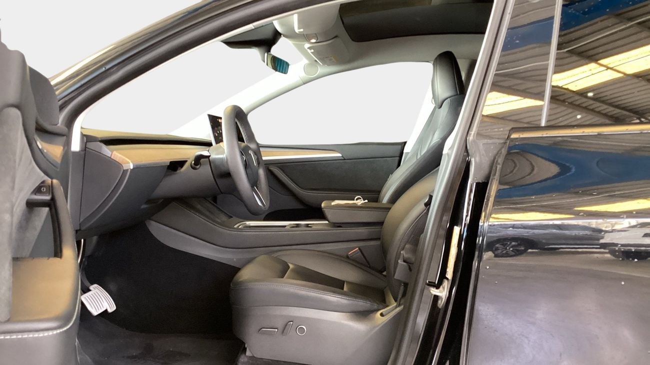 تسلا موديل Y BEV LONG-RANGE DUAL MOTOR AWD | شامل الضمان | 0 ﺪﻔﻋﺓ ﺃﻮﻟﻯ
