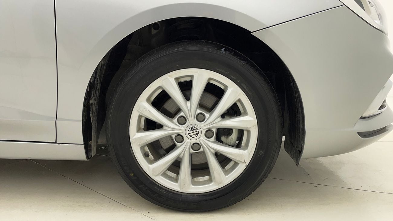 MG 5 STD 1.5 | Zero Down Payment | Free Home Test Drive