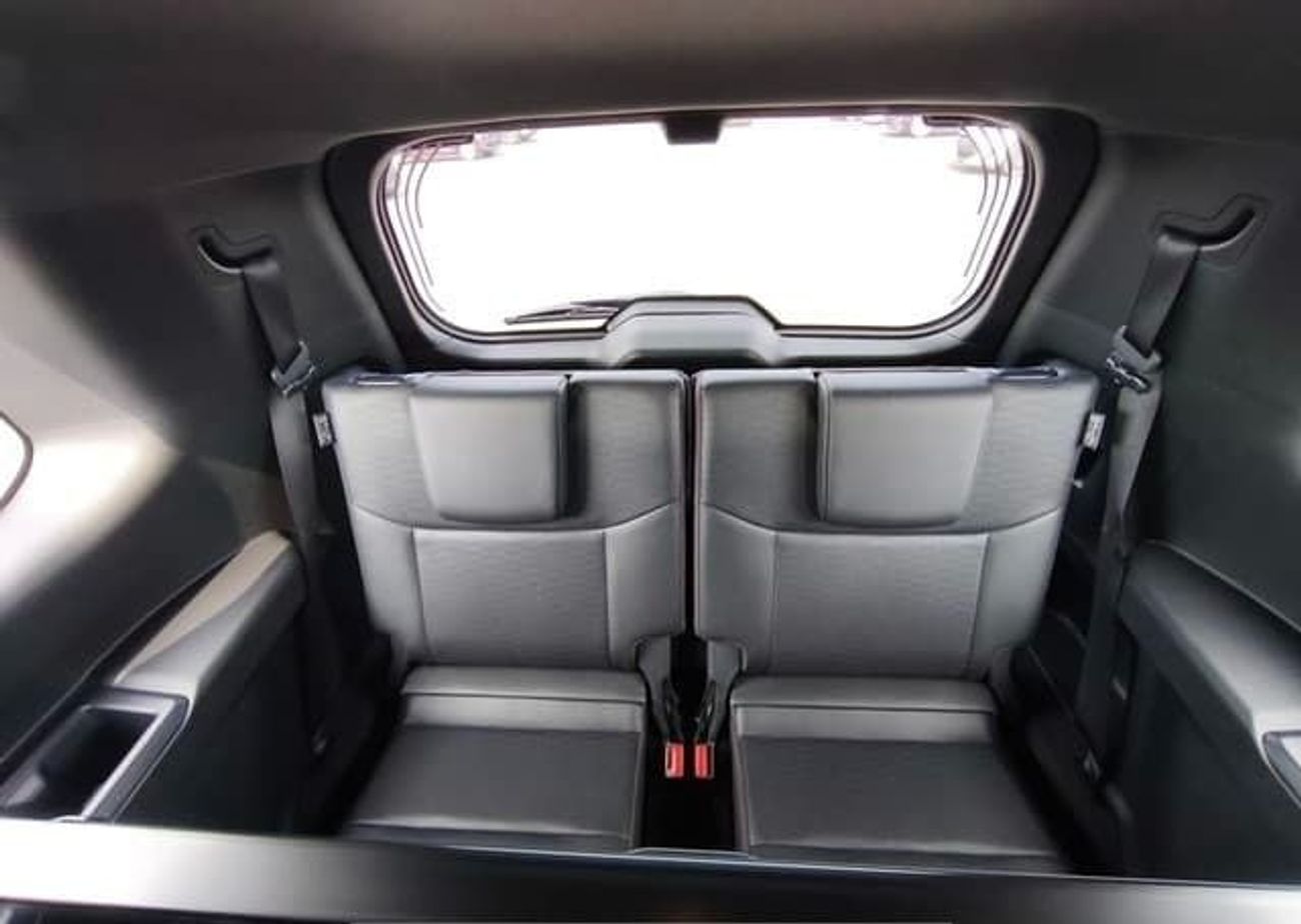 تويوتا لاند كروزر TOYOTA LAND CRUISER SUV RHD 2025 MODEL 2.6 L PETROL AUTOMATIC(PM21726)