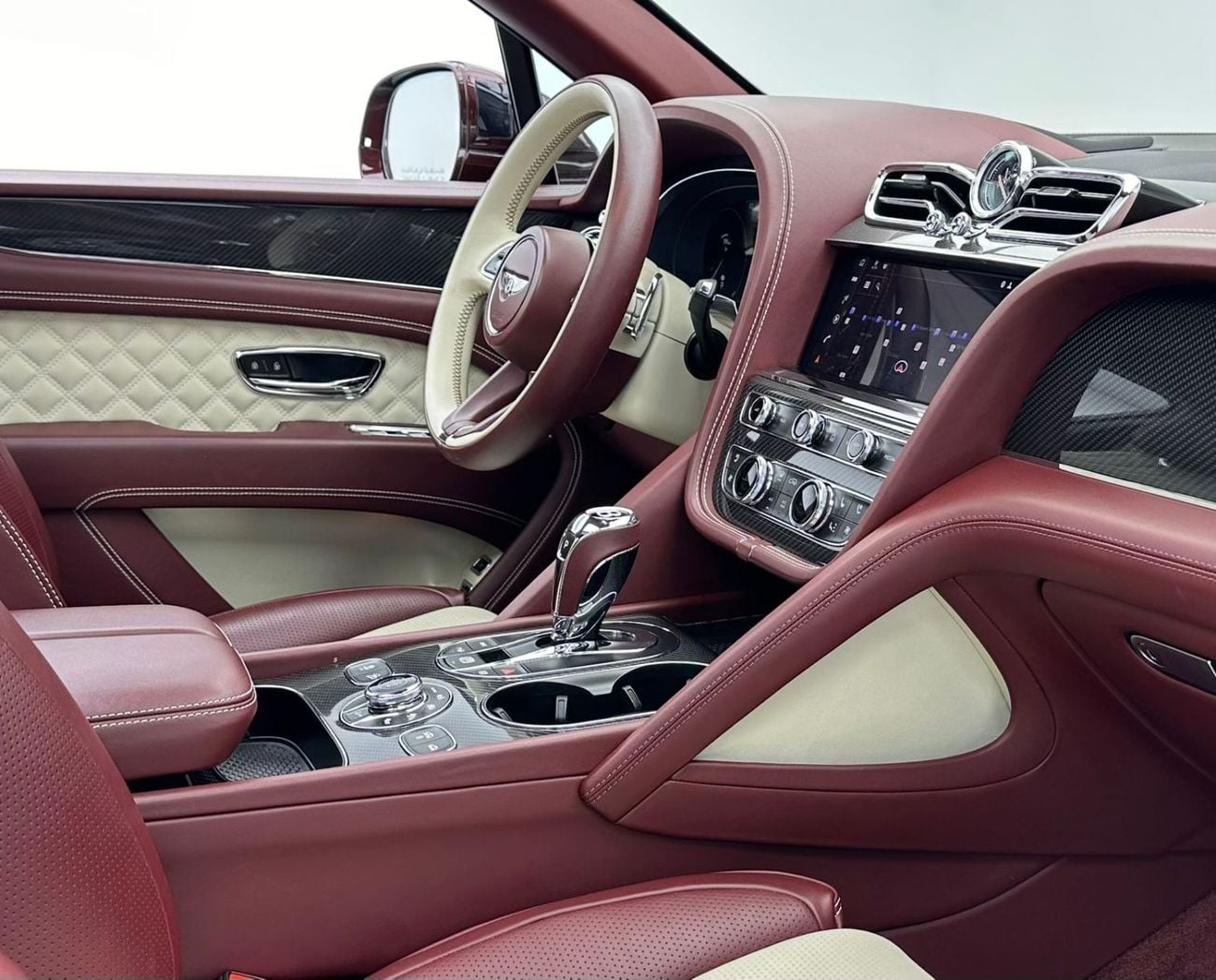 Bentley Bentayga 2021 Bentley Bentayga W12 Speed, 05/2027 Warranty, 09/2027 Service Contract, FSH, GCC