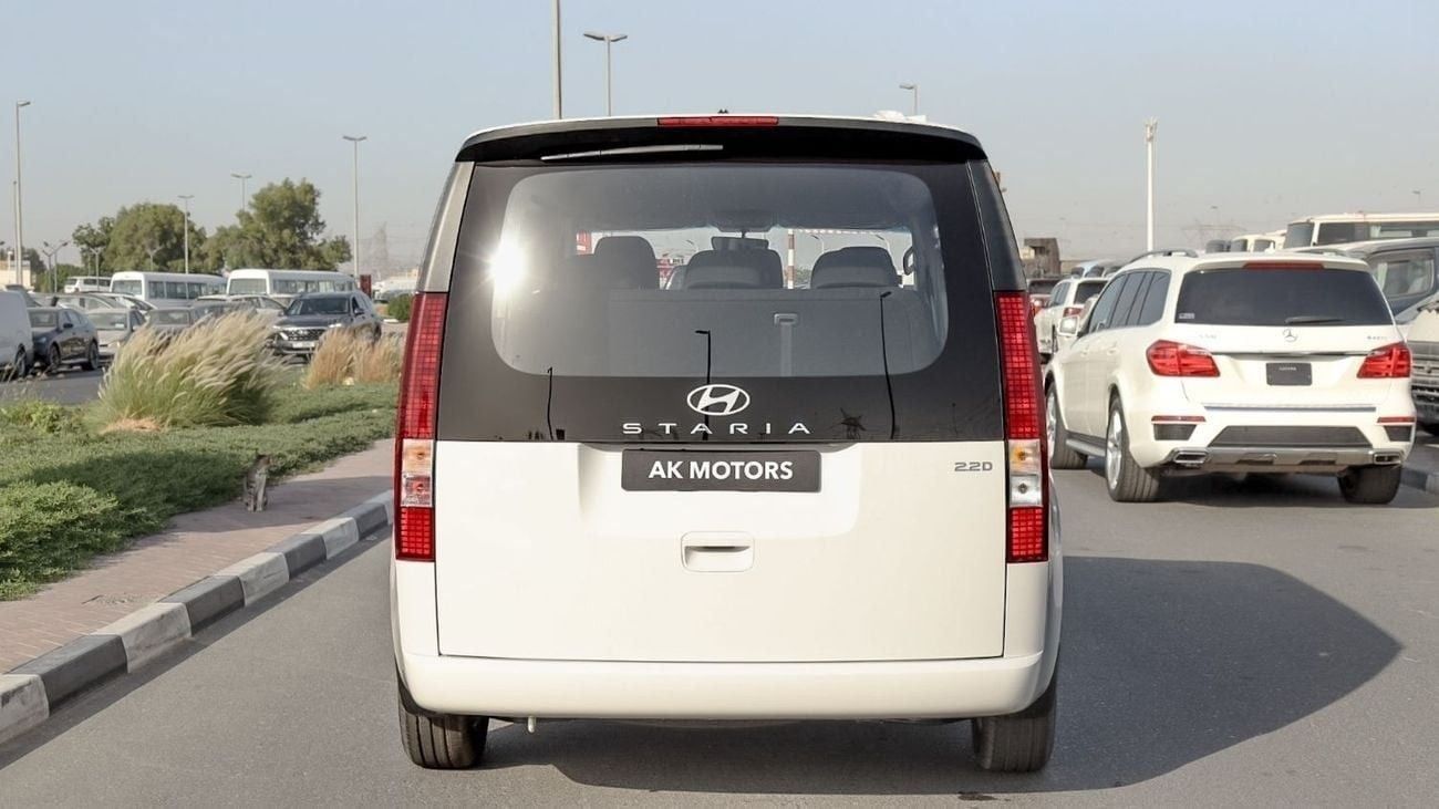 هيونداي ستاريا 2.2 Diesel 11 Seater M/T 2025 MY