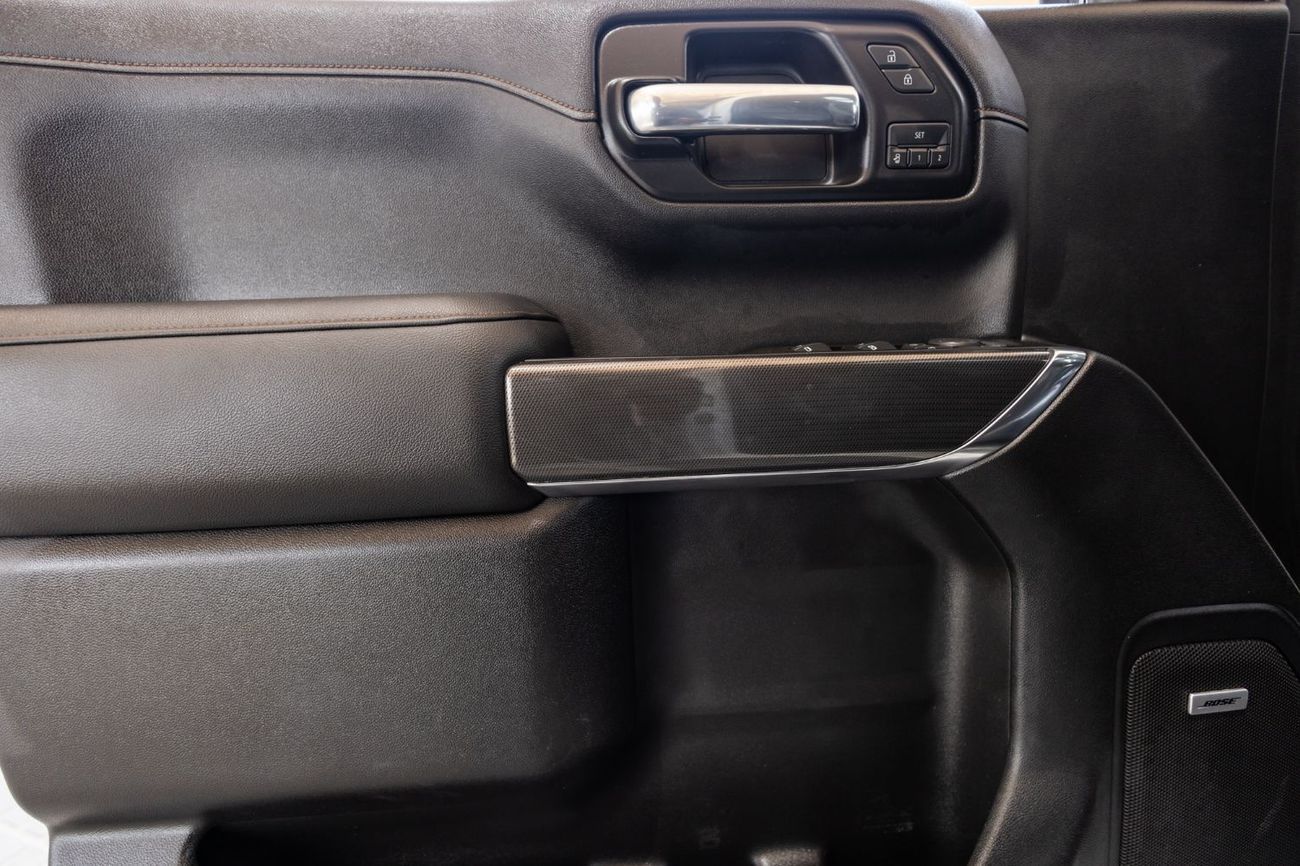 GMC Sierra 5.3L V8 AT4 Crew Cab (AWD)