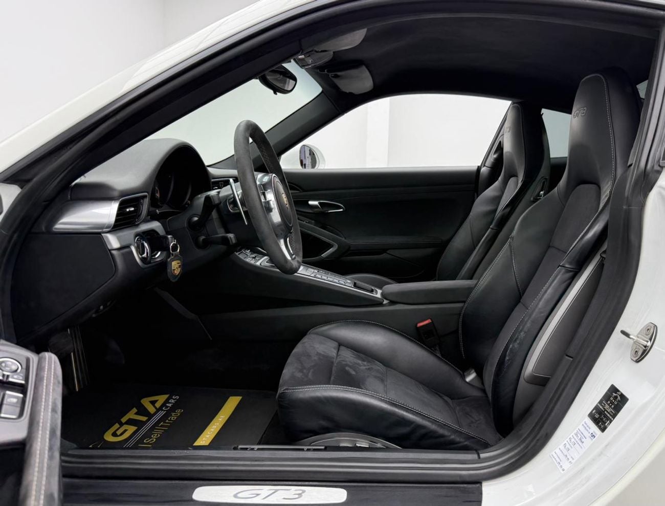 Porsche 911 GT3 2014 Porsche 911 GT3, Full Porsche Service History, Excellent Condition, GCC