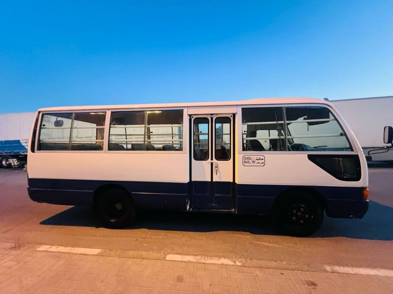 Toyota Coaster Disel / 14B