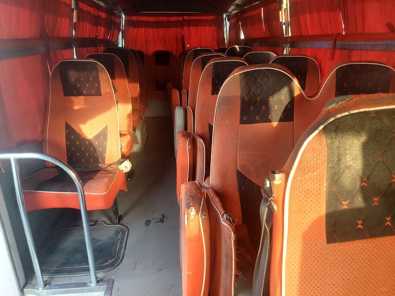 Toyota Coaster 4.2L DIESEL 30 SEATER MANUAL TRANSMISSION