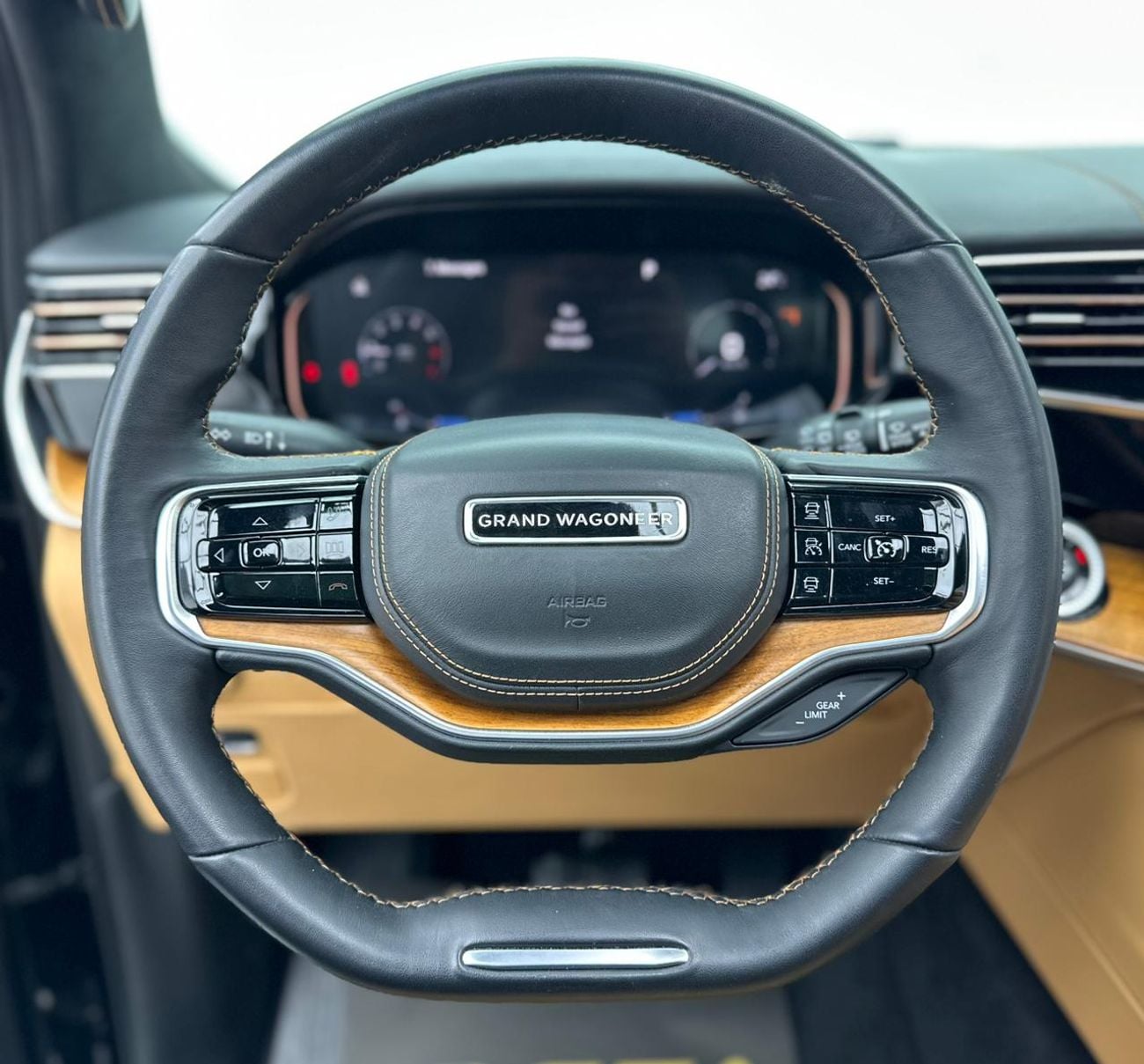 جيب واجونير 2023 Jeep Grand Wagoneer Series 3, 07/2028 Jeep Warranty, Jeep Full Service History, GCC