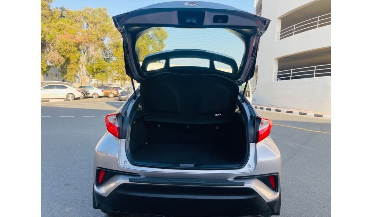 Toyota CHR GX 1.8L (100 HP)