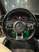 Volkswagen Golf GTI SE