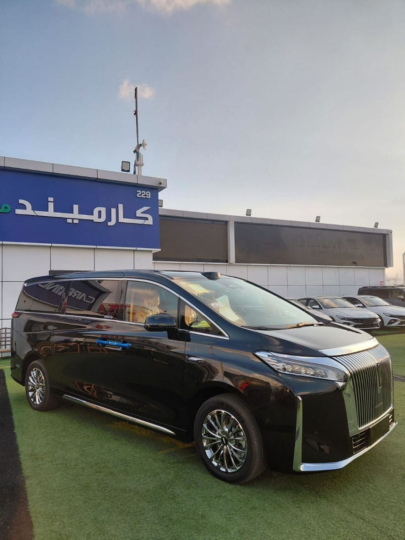 GWM - WEY Gaoshan STD GAOSHAN 2025 ALL WHEEL DRIVE MPV