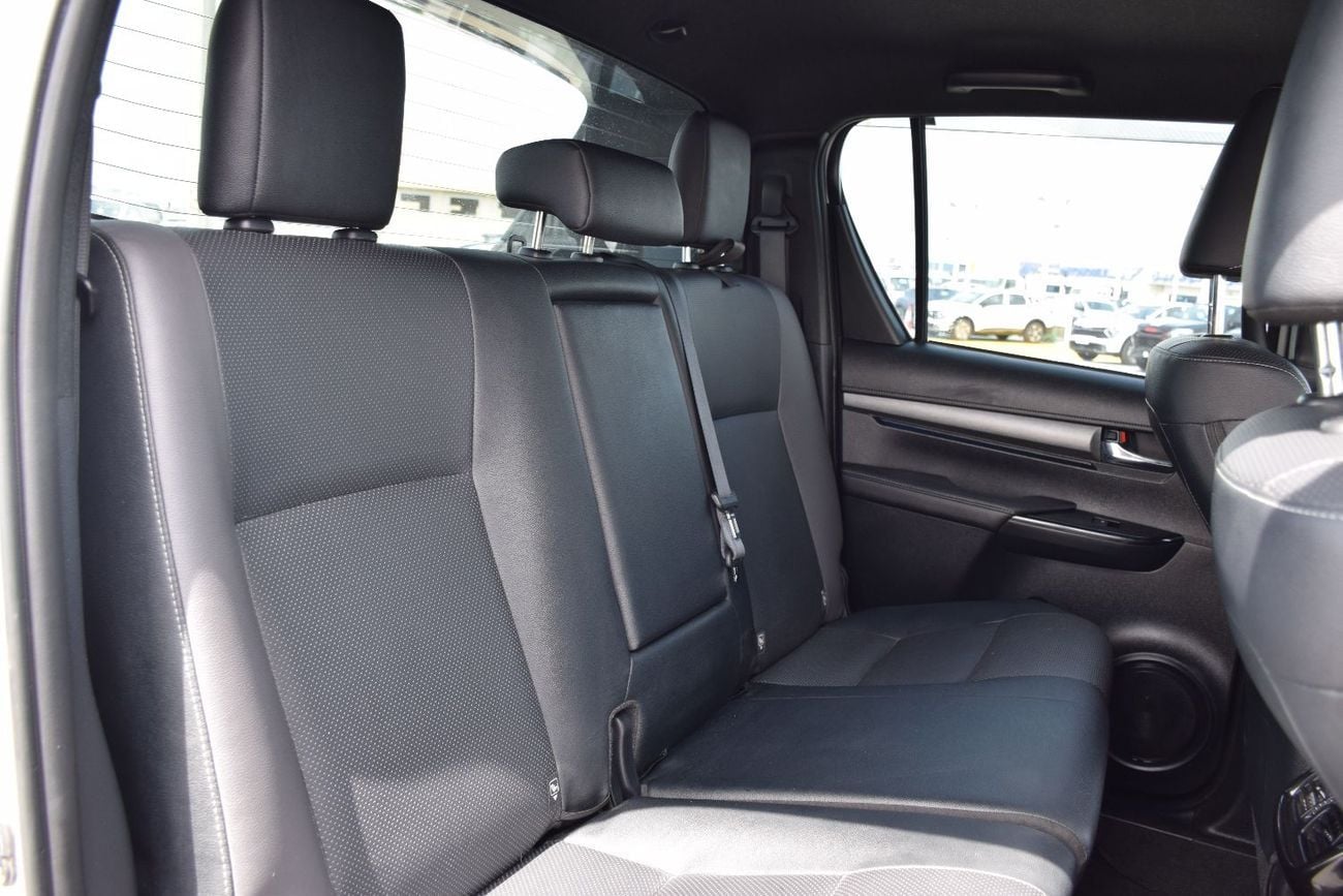 Toyota Hilux GR SPORT ROGUE 4X4 DIESEL RIGHT HAND (EXPORT ONLY)