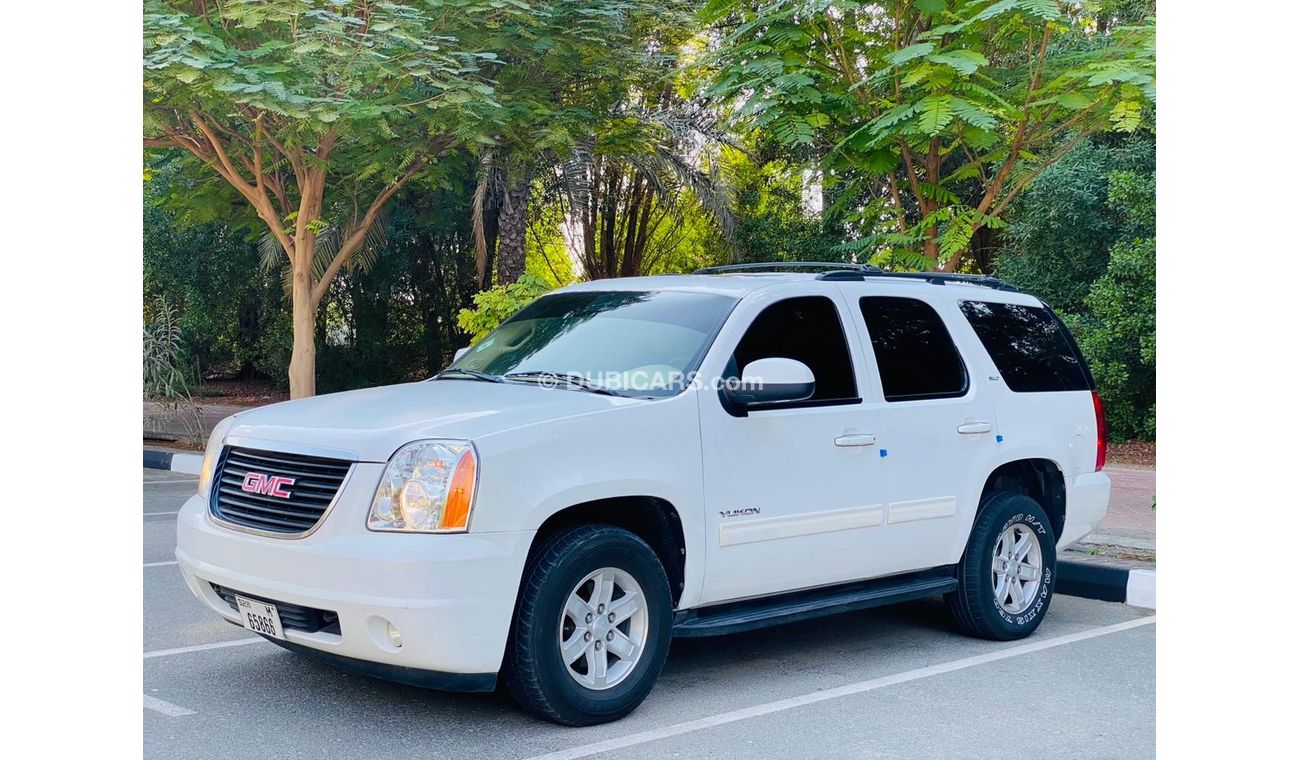 جي أم سي يوكون SLT جي أم سي يوكن 2012 خليجي بحاله ممتازه