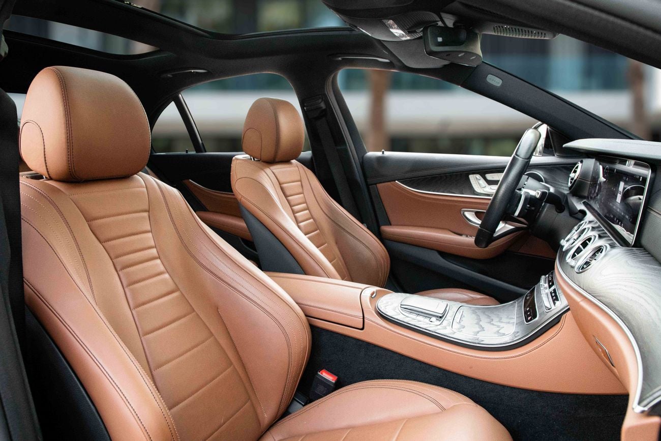 Mercedes-Benz E300 E300 | 3,917 P.M | 0% Downpayment | LOW KM | IMMACULATE!