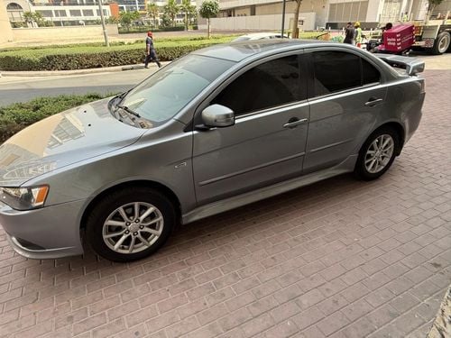 ميتسوبيشي لانسر 