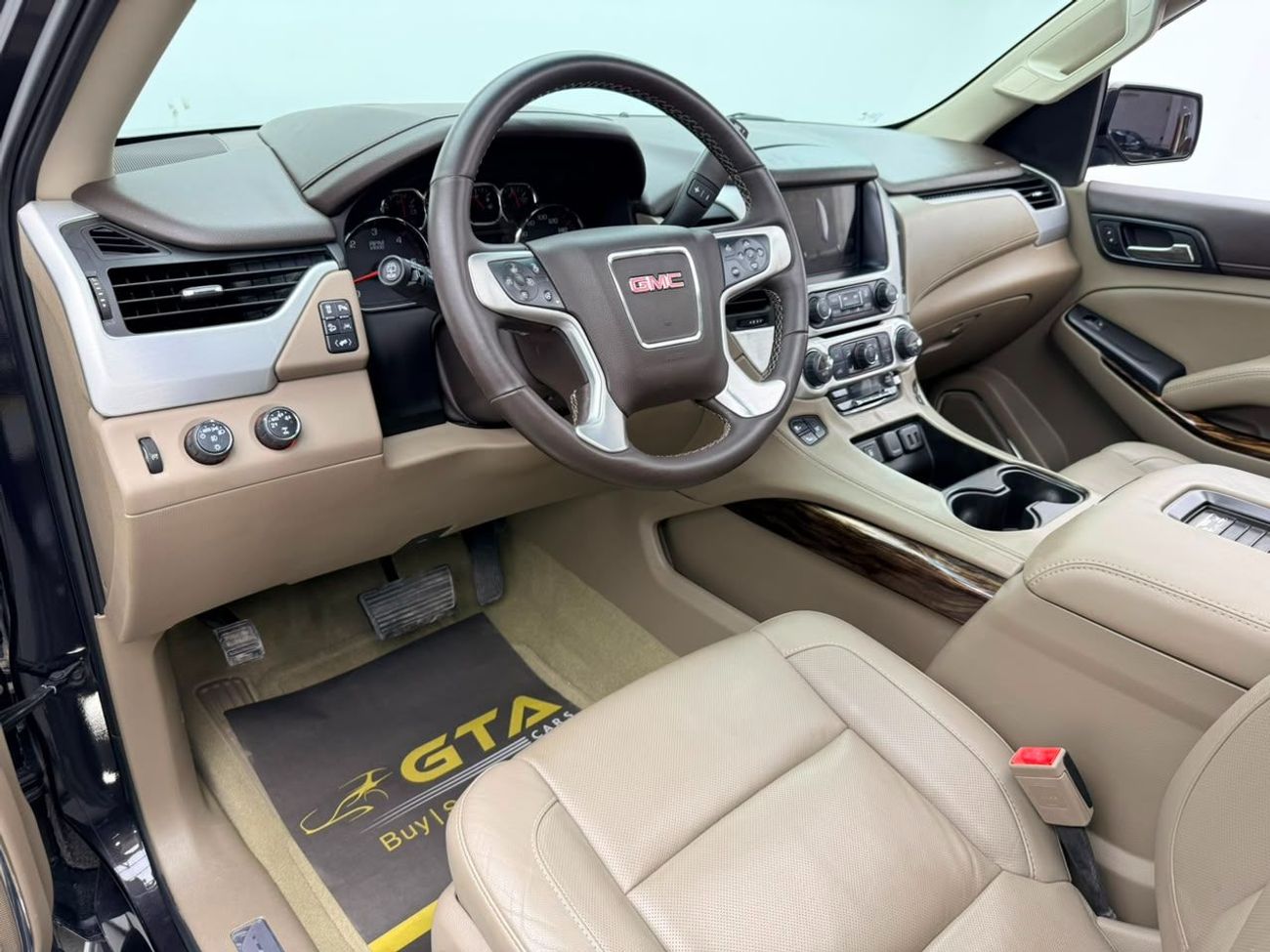جي أم سي يوكون SLT 2016 GMC Yukon SLT, Full Service History, 8 Seater, Fully Loaded, Excellent Condition, GCC