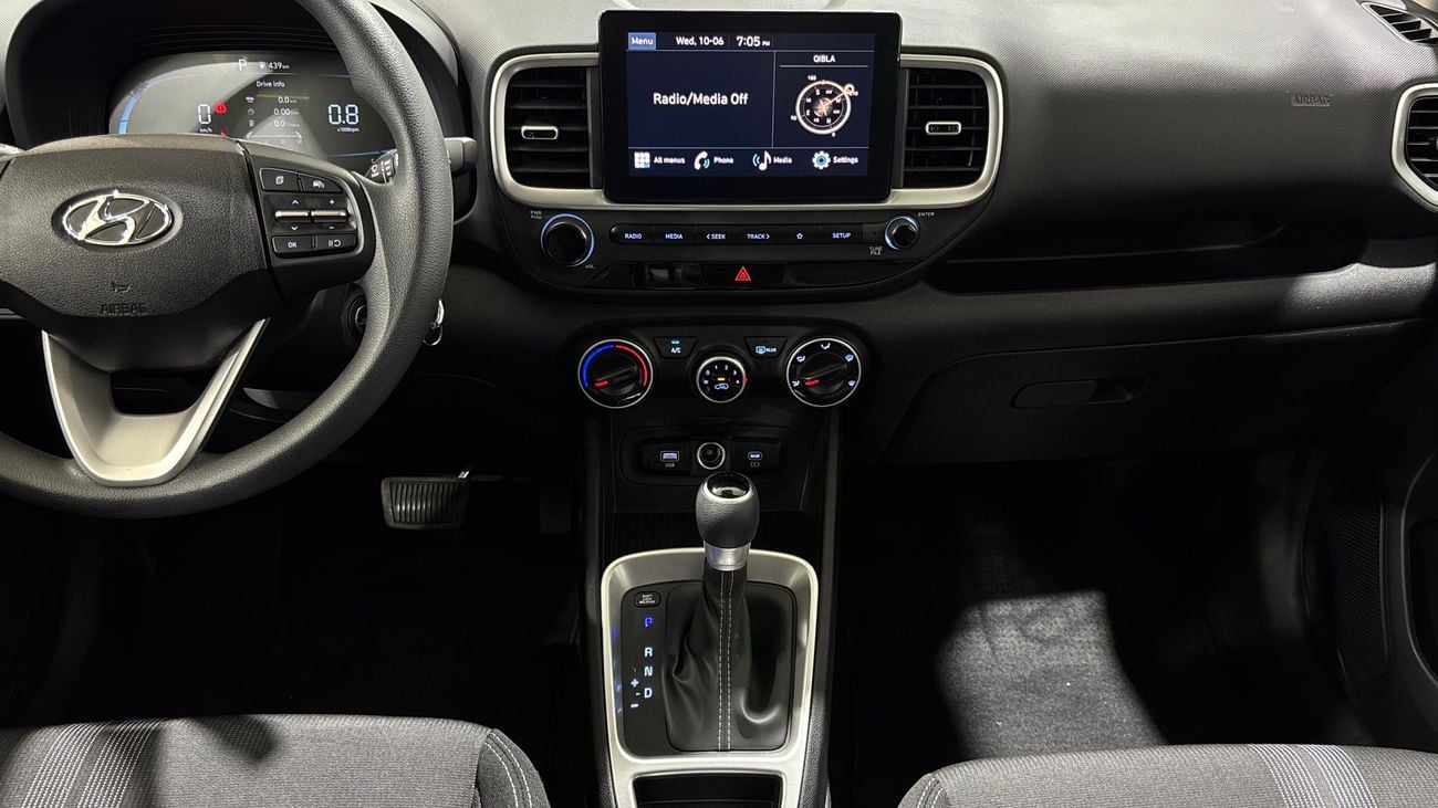 Hyundai Venue 2024 SMART | AED 665/Month | 0 DP | 30 Day Return | Warranty | Service History