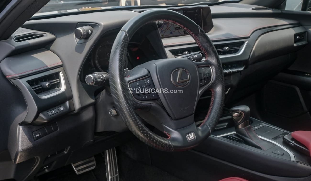 Lexus UX200