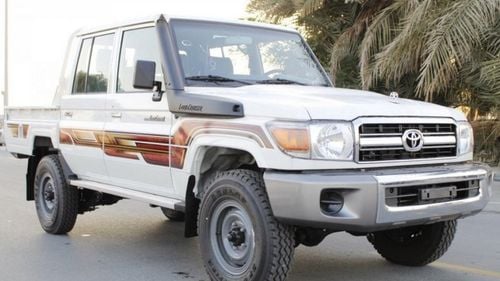 Toyota Land Cruiser Pick Up PETROL 4.0L MT DC