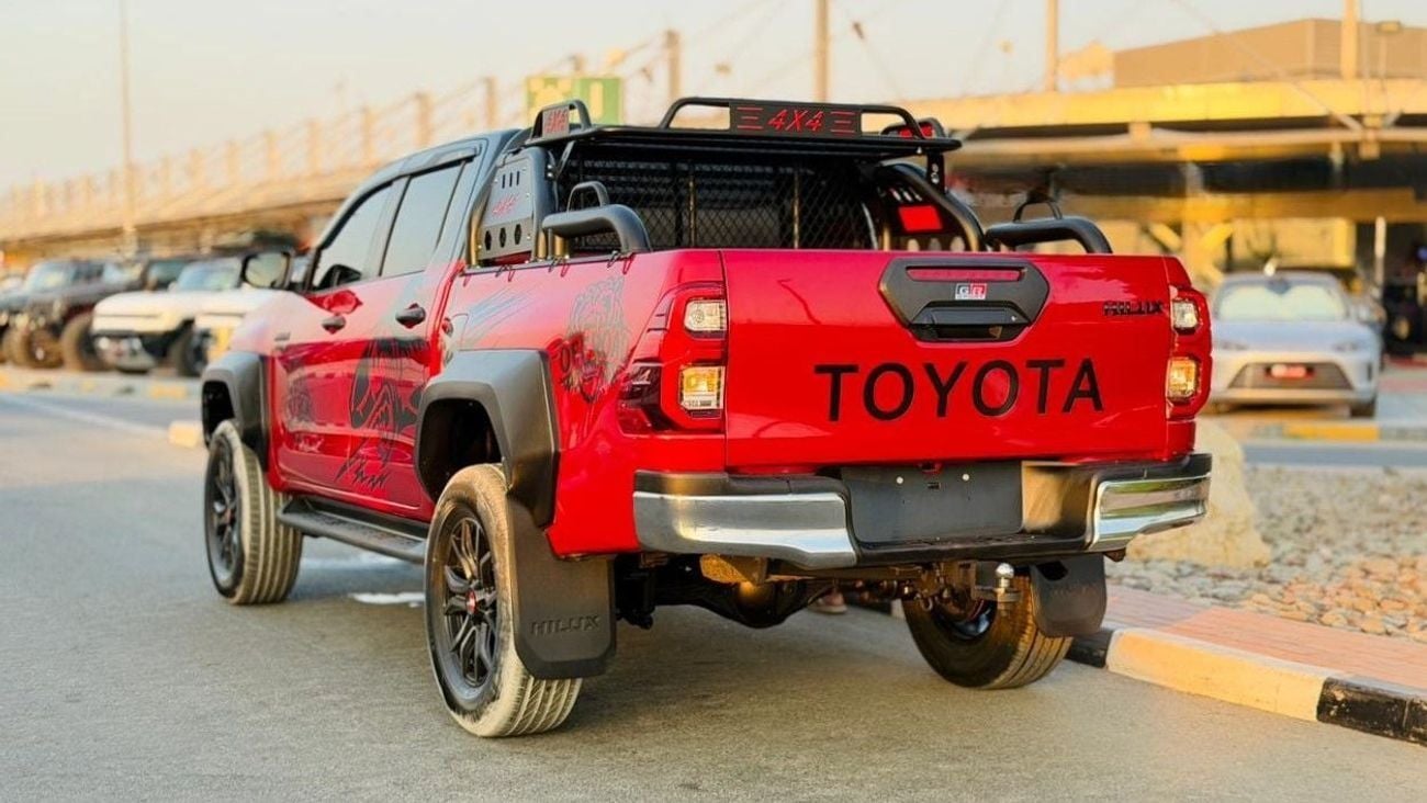 تويوتا هيلوكس -