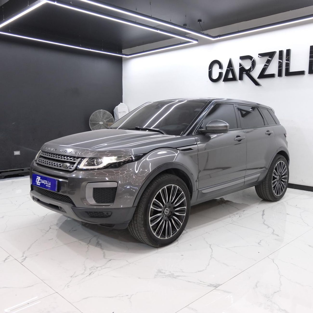 لاند روفر رانج روفر إيفوك ديناميك بلس