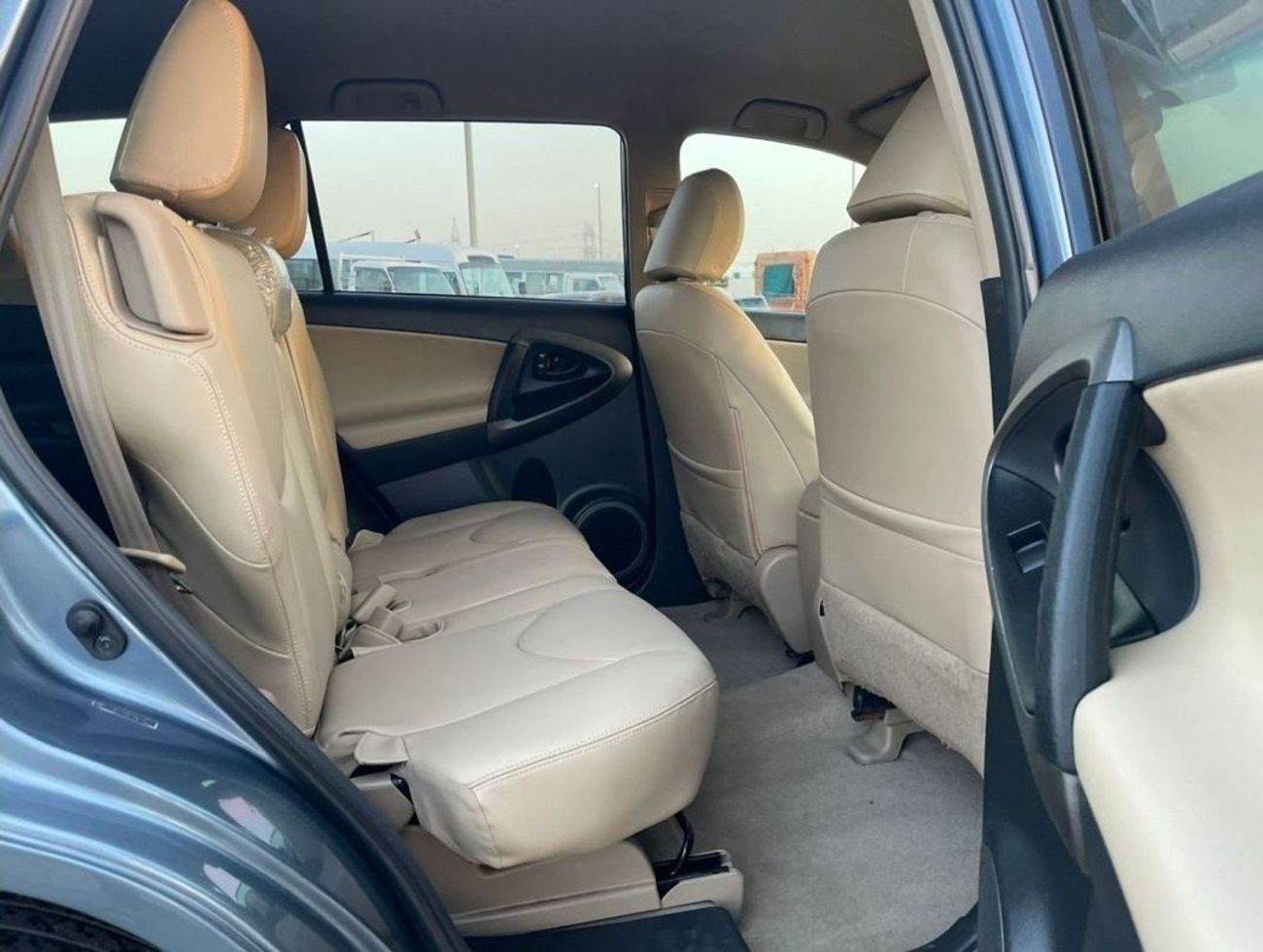 تويوتا راف ٤ ليميتيد 2012 Toyota Rav4 2.5L V4 VVT-I Super Strong Engine - Freshly Imported USA - UAE PASS