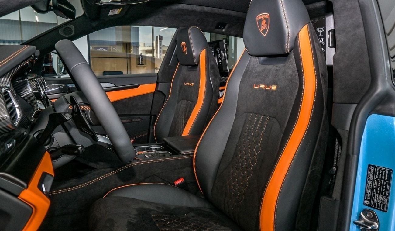 Lamborghini Urus Lamborghini Urus S | Carbon Interior | Fully Loaded with Rear Screens | 2024 Perfect Condition