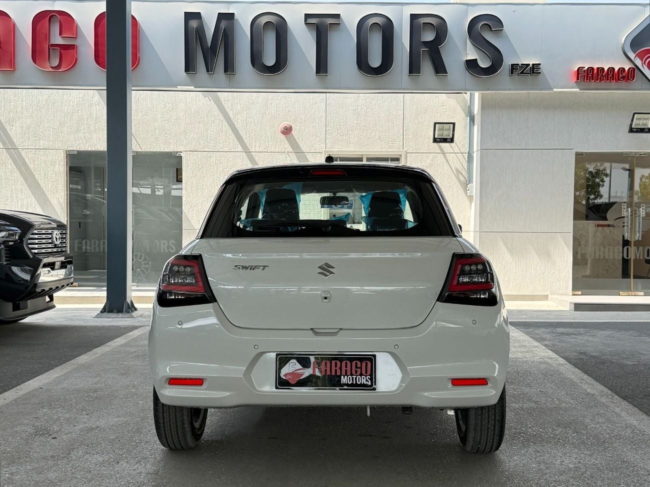 Suzuki Swift SWIFT 1.2 GLX 2-tone **EXPORT ONLY**التصدير فقط خارج الخليج**