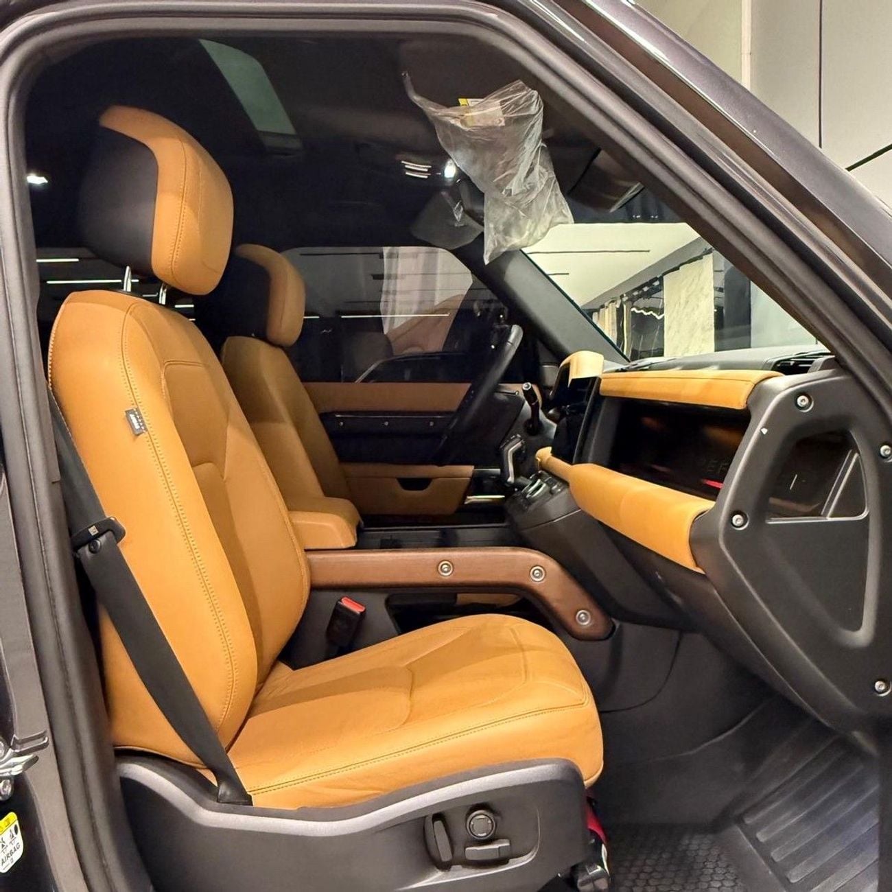 لاند روفر ديفندر HSE Land Rover Defender 110 2024 مواصفات خليجية