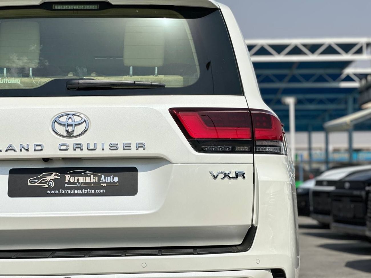 تويوتا لاند كروزر VXR 4.0 لتر PTR أوتوماتيك // 2026 // كاملة المواصفات مع رادار، كاميرا 360 درجة، ذاكرة، مقاعد مدفأة و