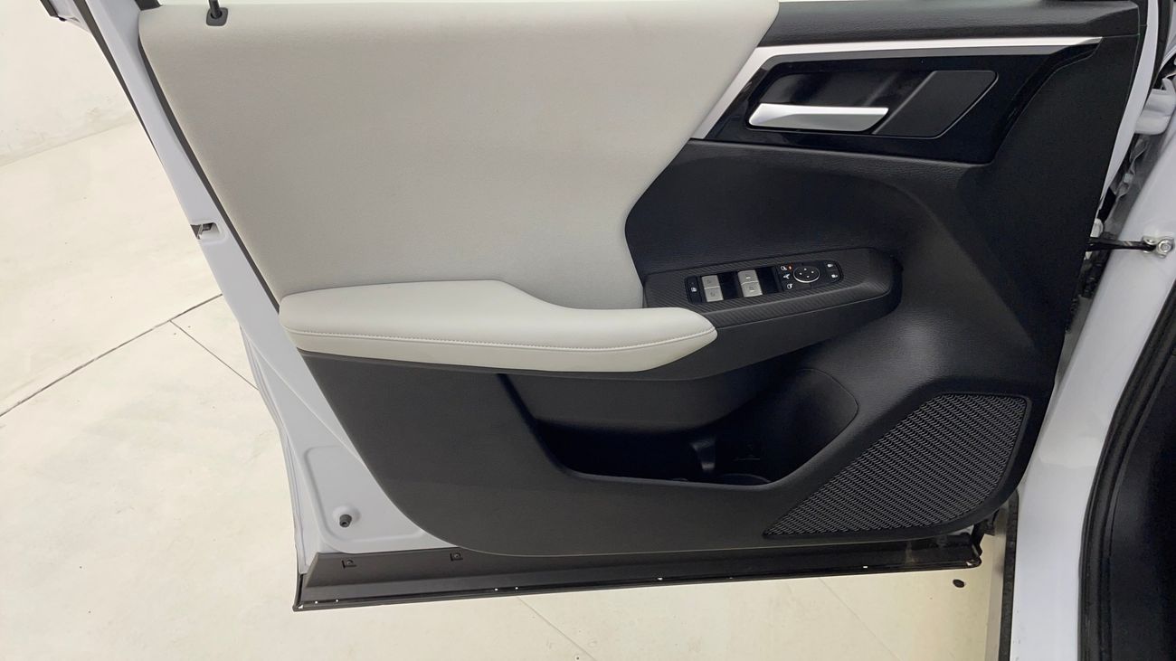 Mitsubishi Outlander MIDLINE PLUS 2.5 | Zero Down Payment | Home Test Drive