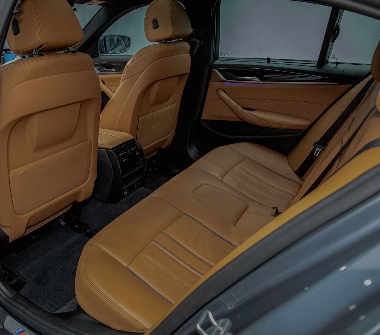 بي أم دبليو 520i