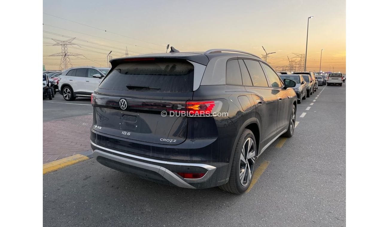 Volkswagen ID.6 VOLKSWAGEN ID.6 CROZZ PRO