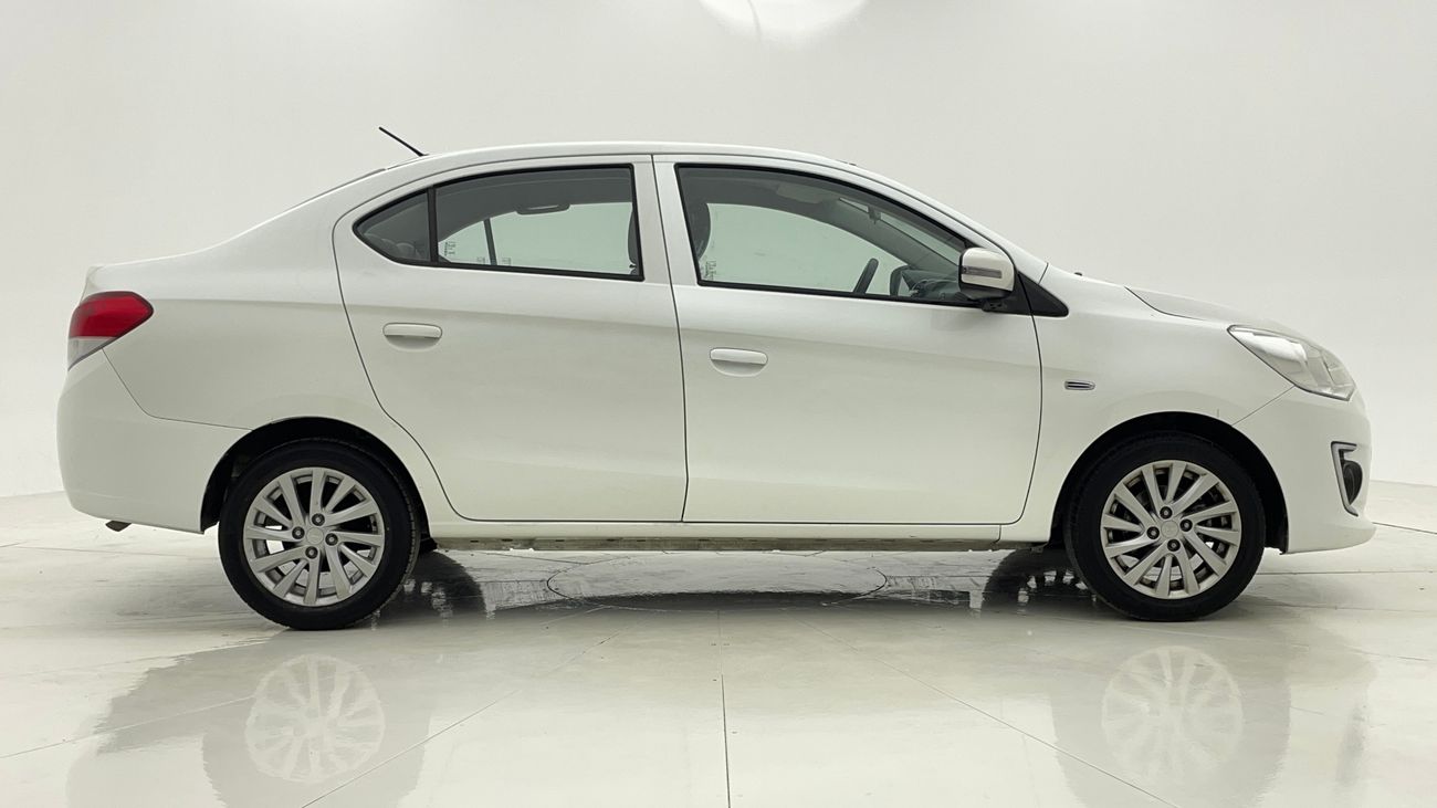 ميتسوبيشي اتراج GLX MIDLINE 1.2 | بدون دفعة مقدمة | اختبار قيادة مجاني للمنزل