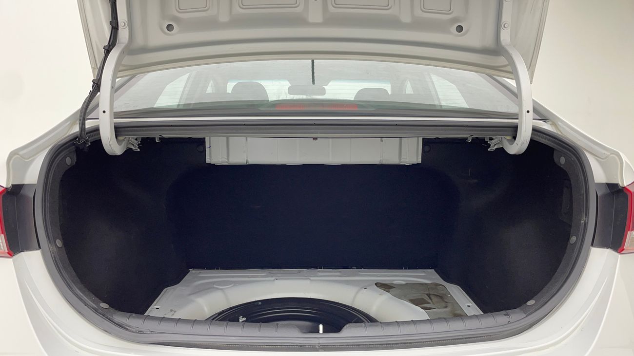 هيونداي أكسنت SMART 1.6 | بدون دفعة مقدمة | اختبار القيادة في المنزل