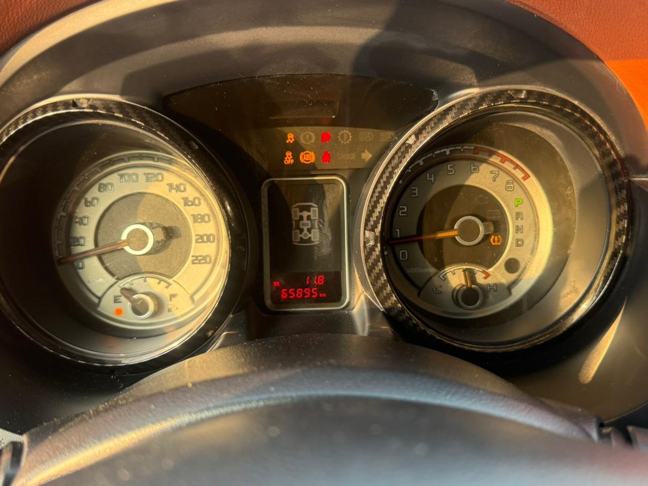 Mitsubishi Pajero SIGNATURE EDITION / SUNROOF / LEATHER SEATS / BLACK EDITION RIMS