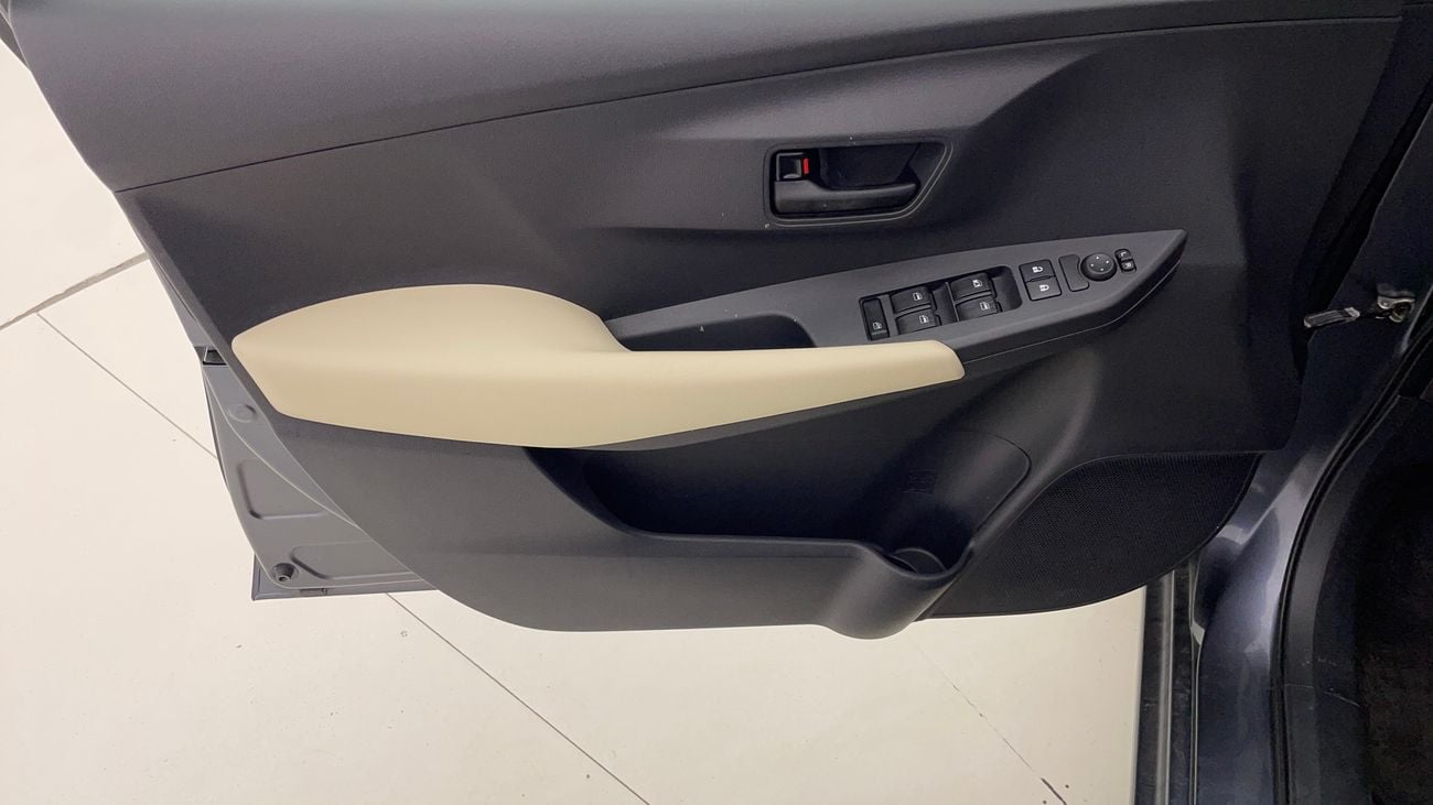 تويوتا يارس E 1.5 | بدون دفعة مقدمة | اختبار القيادة في المنزل