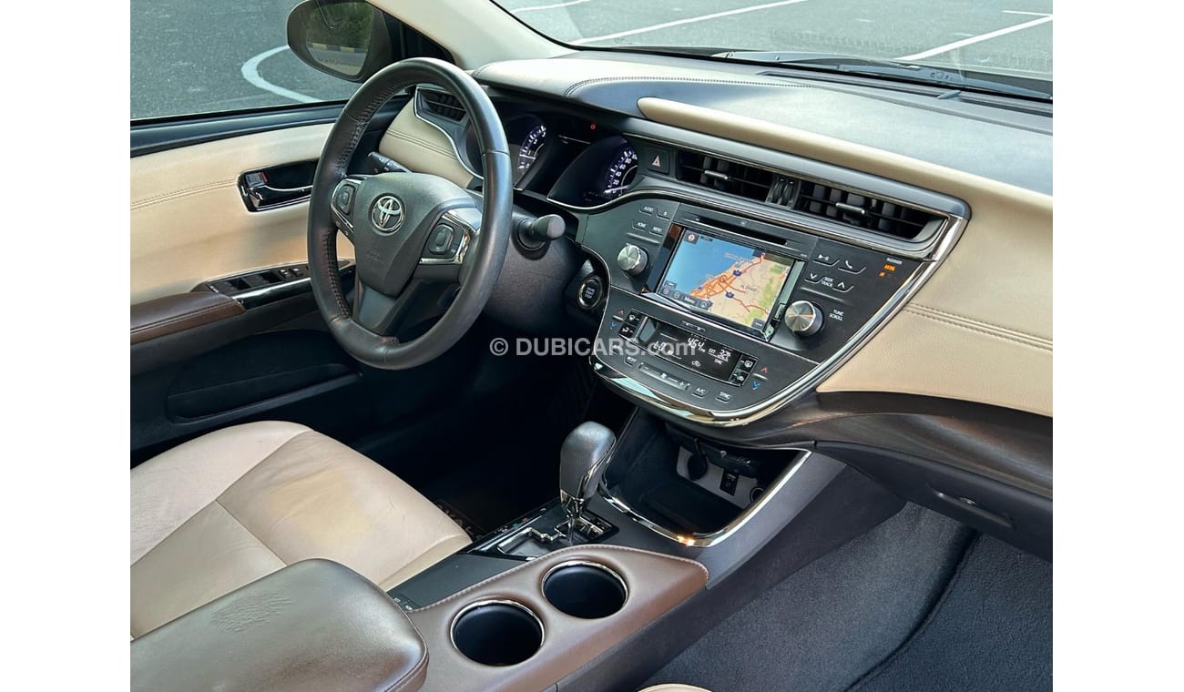 Toyota Avalon toyota Avalon SE+ 2016 GCC V6 Perfect condition