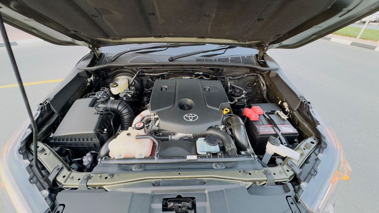 Toyota Hilux GR SPORT KIT INSTALLED | ROOF MOUNTED LED LIGHTS | LATEST SPORTS BAR | 2.8L DIESEL | RHD | ELECTRIC