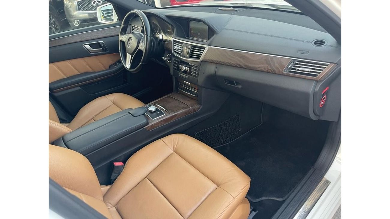Mercedes-Benz E300 Avantgarde Mercedes E300 AMG_Gulf_2013_excellent condition_Full option