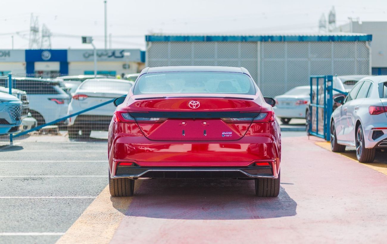 Toyota Camry 2.0 Hybrid