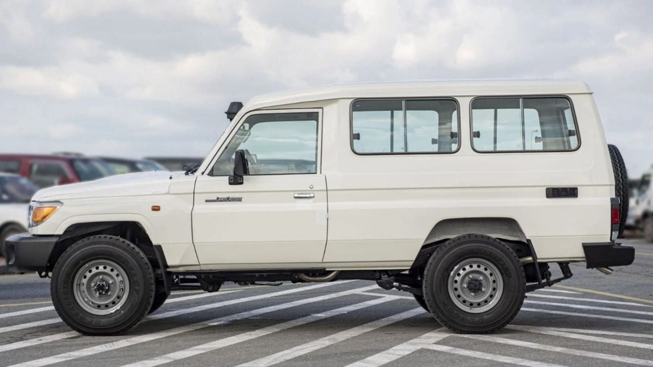 Toyota Land Cruiser 70 LAND CRUISER LC78 4.5L V8 DIESEL 3DOOR