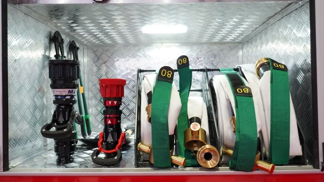 Hino 500 Hino- 1221 Fire and Rescue Truck