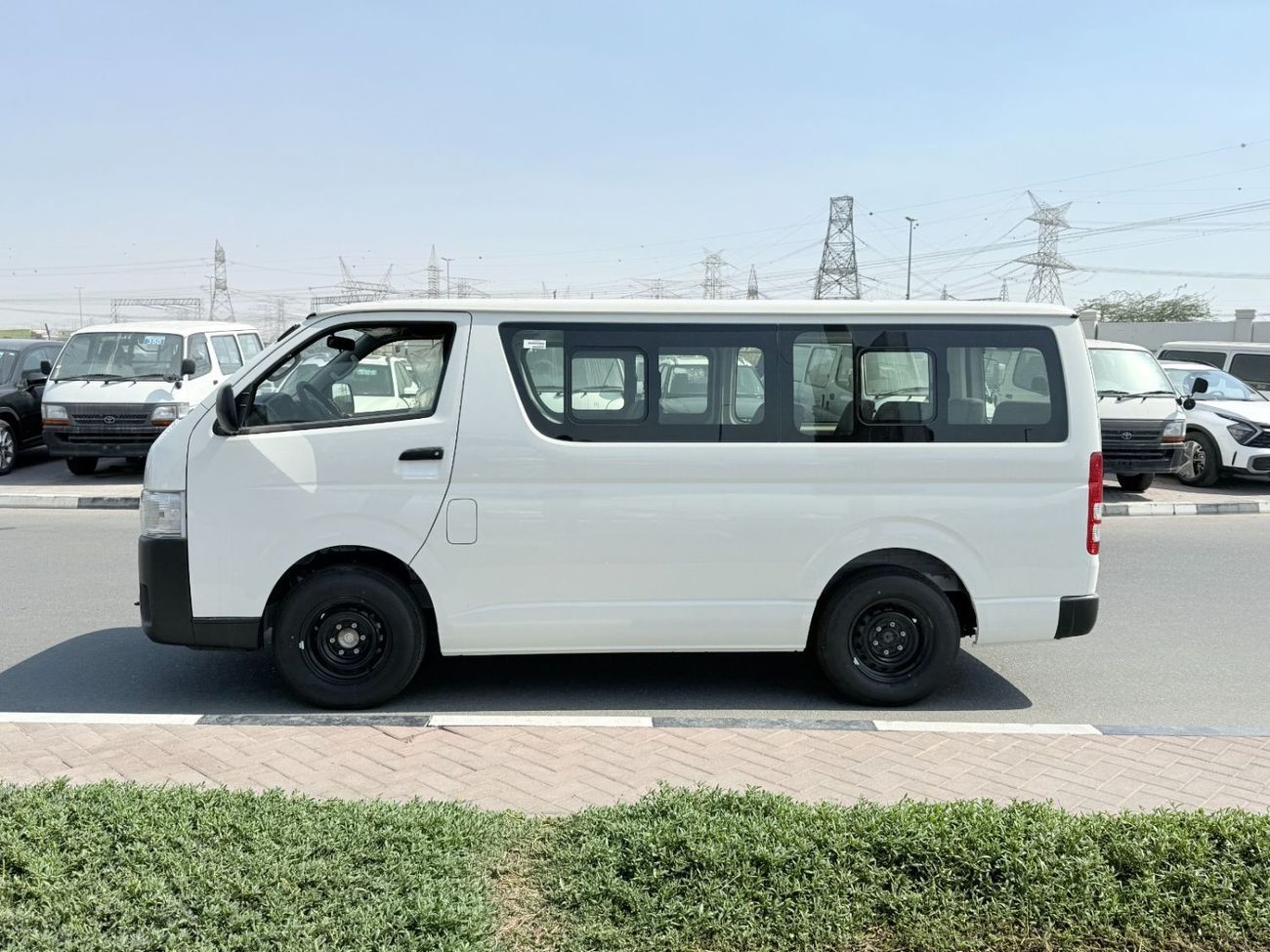 Toyota Hiace 2025 Toyota Hiace Standard-Roof 15-Seater 2.7L 4-Cyl Petrol M/T RWD (Old-Shape) Export Only