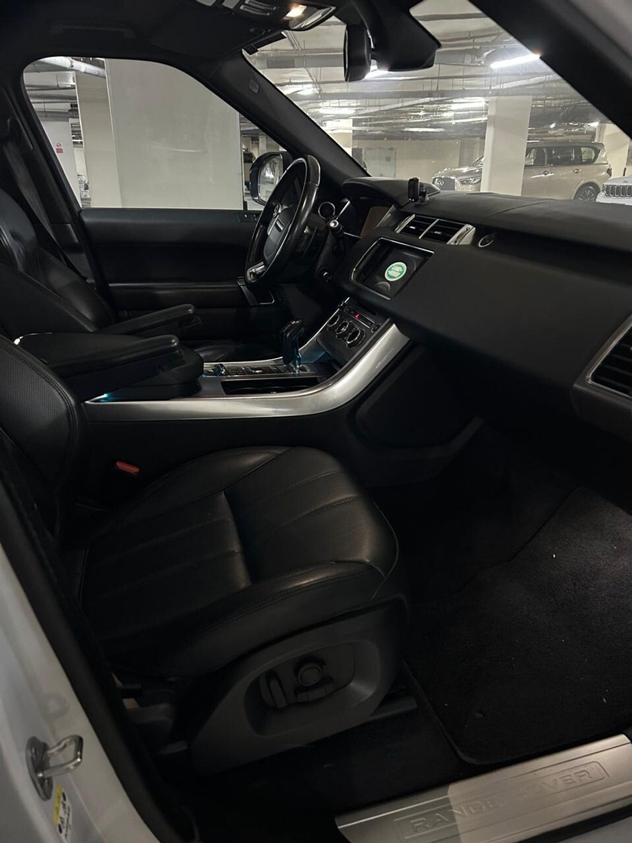 لاند روفر رينج روفر سبورت HSE 3.0L (340 HP)