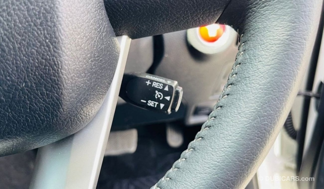 تويوتا هيلوكس 2018 *TRD* Push Start 2.4L AT Diesel Cool Box Parking Sensors New Rims Tyres [RHD] Premium Condition