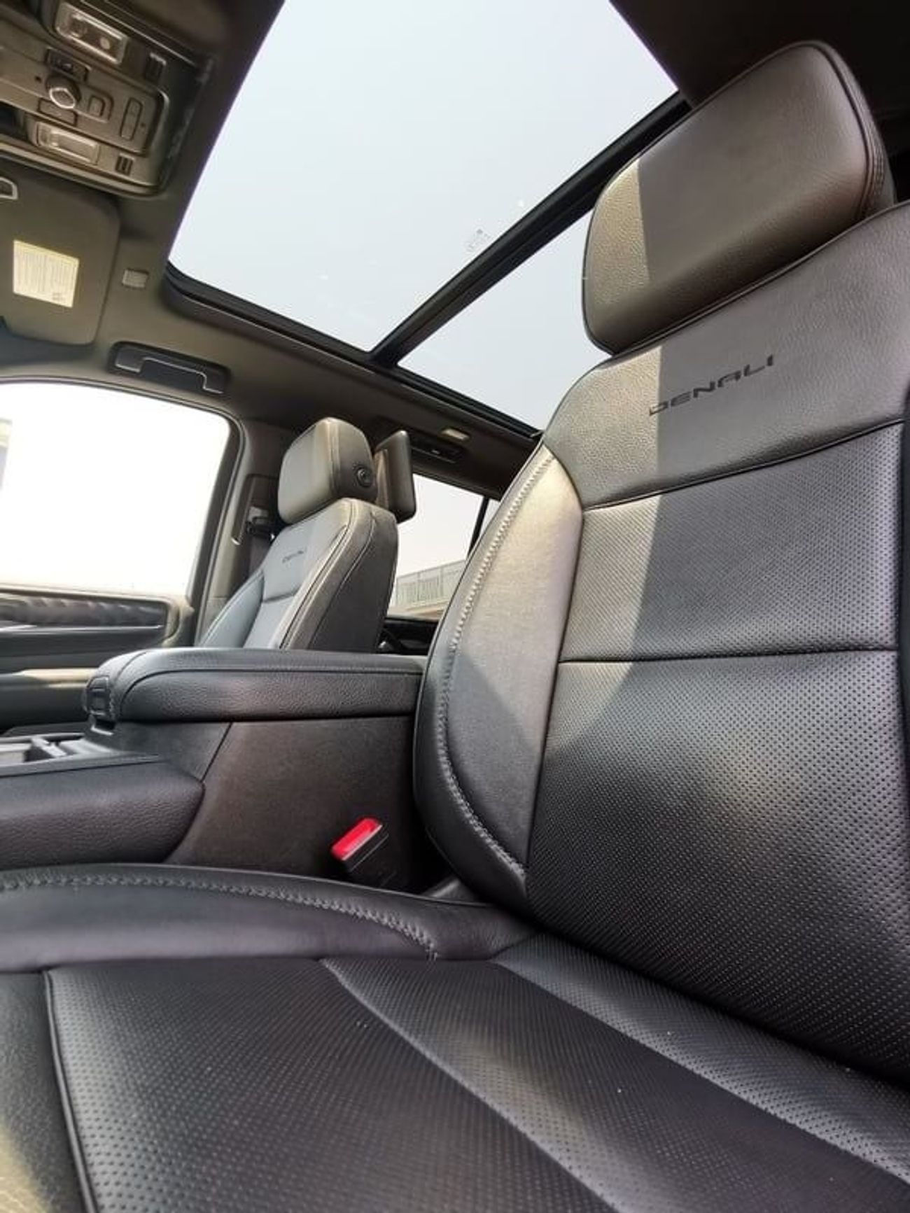 GMC Yukon GMC Denali - 2021 - Black