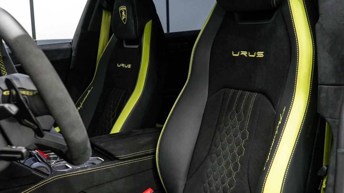 لامبورغيني اوروس 4.0T V8 Performante