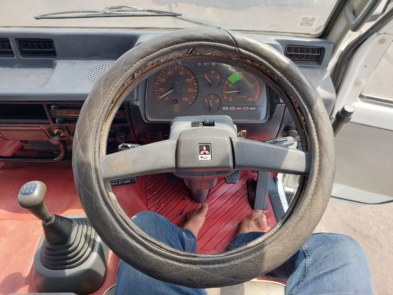 ميتسوبيشي فايتر (RAMADAN OFFER) MITSUBISHI FIGHTER TRUCK RHD 1989 MODEL 6.5 L DIESEL MANUAL(PM30989)