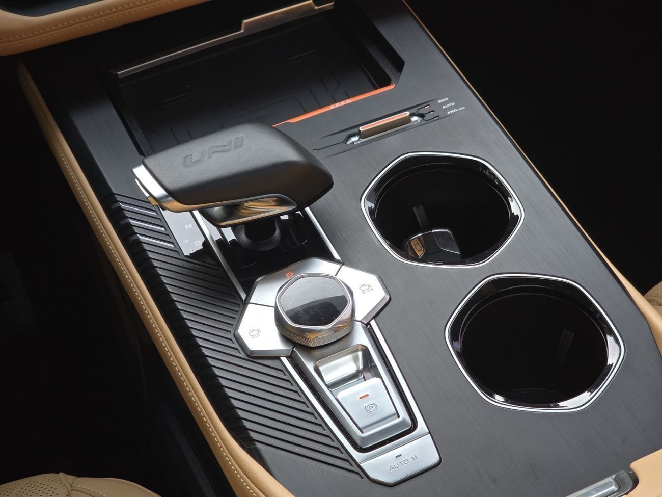 Changan Uni K 2.0T Elite CHANGAN UNI-K 2024 GCC ORGINAL PAINT // FULL OPITION // PERFECT CONDITION