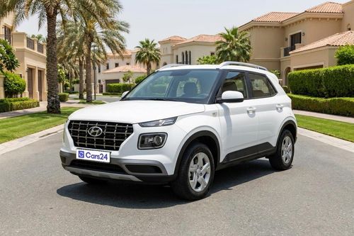 Hyundai Venue SMART 2024 | AED 658/Month | 0 DP | 30 Day Return | Warranty | Service History